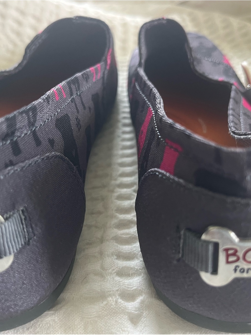 Bob's by Sketcher Gray Canvas Slip-Ons with Pink Accent Pattern - Picture 2 of 3